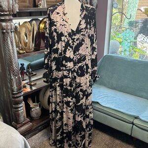 Fate Black and Cream Floral Long Sleeve Dress